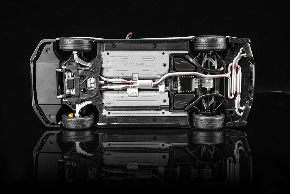 1/18 Motorhelix Nissan Skyline GT-R R35 NISMO Spetial Edition 2022 Black White Full Open Diecast