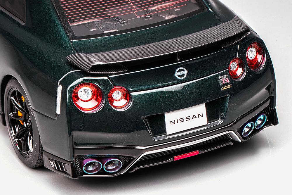 1/18 Motorhelix Nissan Skyline GT-R R35 Track Ed Engineered by NISMO T-Spec 2022 Dark Green JDM Full Open Diecast Model