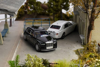 Pre Order 1/64 King Model Rolls Royce Phantom 8 Black White Diecast Model