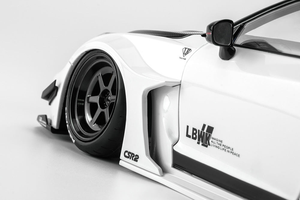 Pre Order 1/18 Motorhelix LB-Silhouette Works GT Nissan 35GT-RR Ver.1 GT-R R35 Full Open Diecast Model