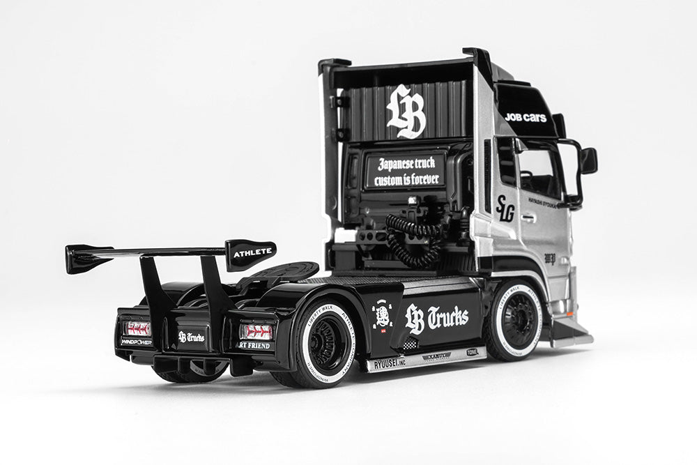 Pre Order 1/64 Motorhelix Liberty Walk LB Trucks ISUZU UD QUON Head Diecast Model