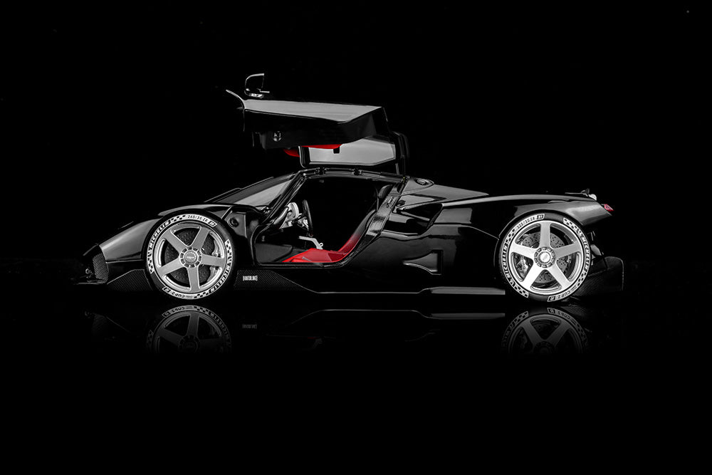 Pre Order 1/18 MH Motorhelix Nilu V12 Red White Black Diecast Model