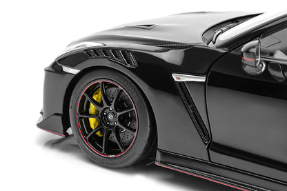 1/18 Motorhelix Nissan Skyline GT-R R35 NISMO Spetial Edition 2022 Black White Full Open Diecast