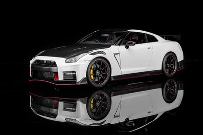 1/18 Motorhelix Nissan Skyline GT-R R35 NISMO Spetial Edition 2022 Black White Full Open Diecast