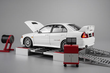 1/18 Motorhelix Mitsubishi Lancer EVO IV 4th GSR White Diecast Full Open w/ Dyno Rally Lamp Pod
