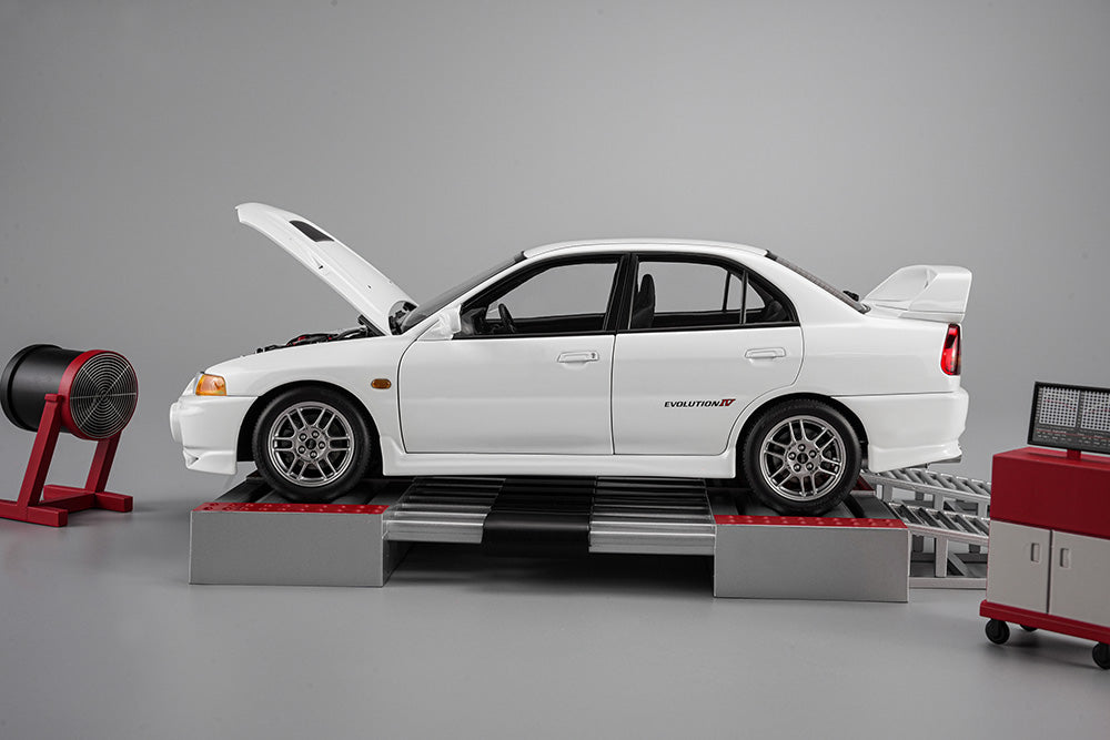 1/18 Motorhelix Mitsubishi Lancer EVO IV 4th GSR White Diecast Full Open w/ Dyno Rally Lamp Pod