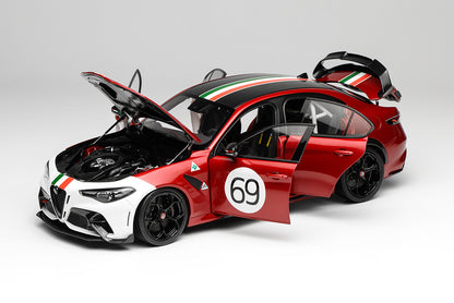 1/18 Motorhelix Alfa Romeo Giulia GTAm GTA M Livery Diecast Full Open