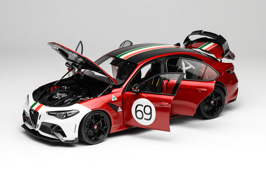 1/18 Motorhelix Alfa Romeo Giulia GTAm GTA M Livery Diecast Full Open