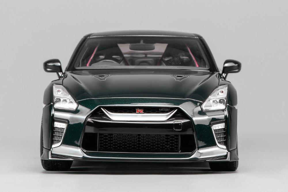 1/18 Motorhelix Nissan Skyline GT-R R35 Track Ed Engineered by NISMO T-Spec 2022 Dark Green JDM Full Open Diecast Model