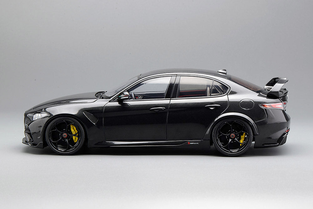 1/18 Motorhelix Alfa Romeo Giulia GTAm GTA M Full Carbon Fiber 999 pcs Diecast Full Open