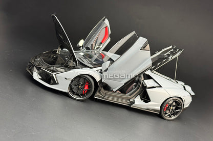 1/18 LCD Lamborghini Revuelto Matt Grey Diecast Full Open