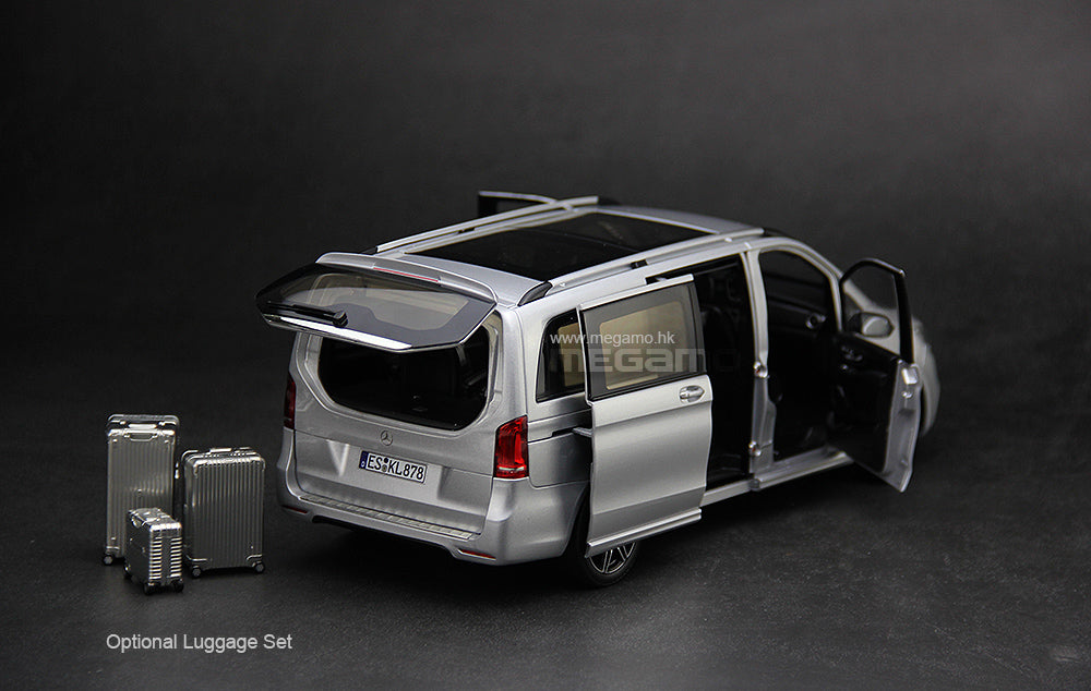 1/18 Mercedes Classe V AMG-Line Noir 2018 Très bon état avec sa boîte Réf. 183860 - Collection 1/18 Mercedes Classe V AMG-Line Noir 2018 Très bon état avec sa boîte Réf. 183860 - Collection