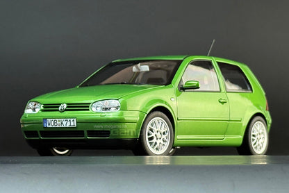 1/18 Norev Volkswagen VW Golf GTI MK4 1998 Green Diecast Full Open