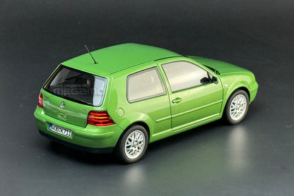 1/18 Norev Volkswagen VW Golf GTI MK4 1998 Green Diecast Full Open