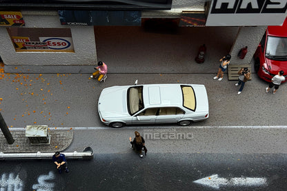 1/64 Almost Real AR Box BMW E38 750iL White Diecast Model