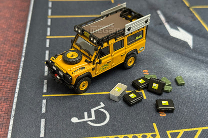 1/64 Almost Real AR Box #67 Land Rover Defender 110 Camel Trophy Support Unit Sabah Malaysia 1993