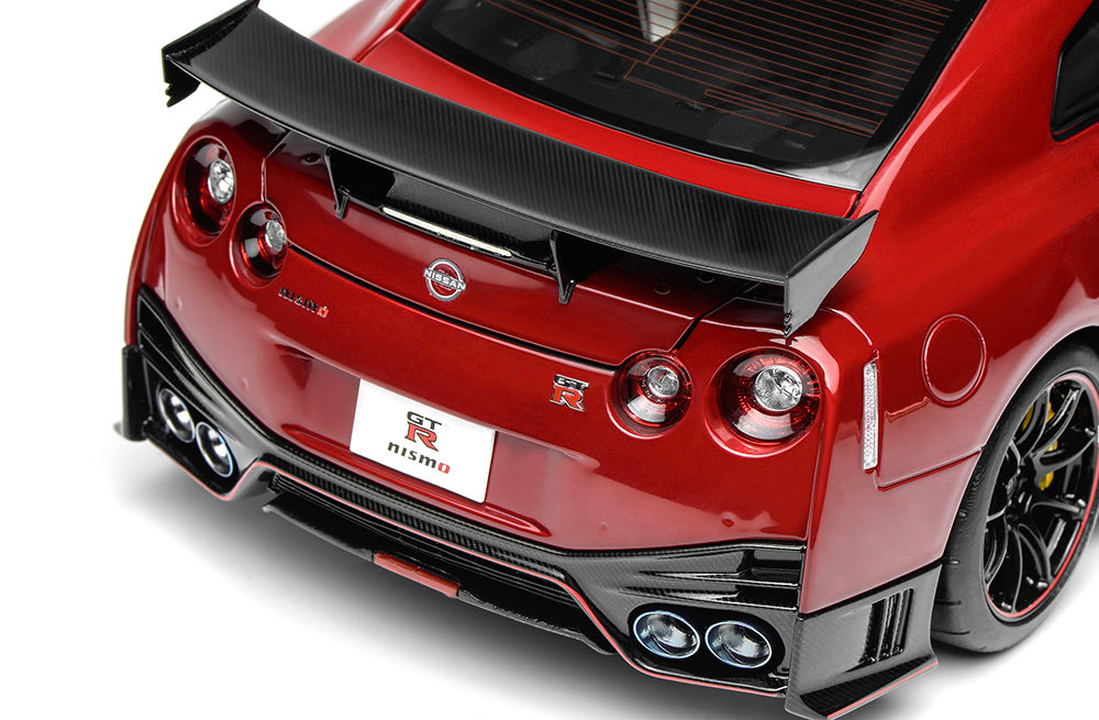 1/18 Motorhelix Nissan Skyline GT-R R35 Nismo Special Edition 2022