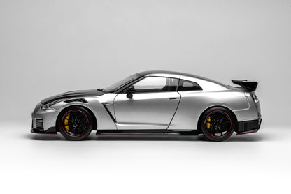 Pre Order 1/18 Motorhelix Nissan Skyline GT-R R35 Nismo Special Edition 2022 Stealth Grey Red Silver Diecast Full Open
