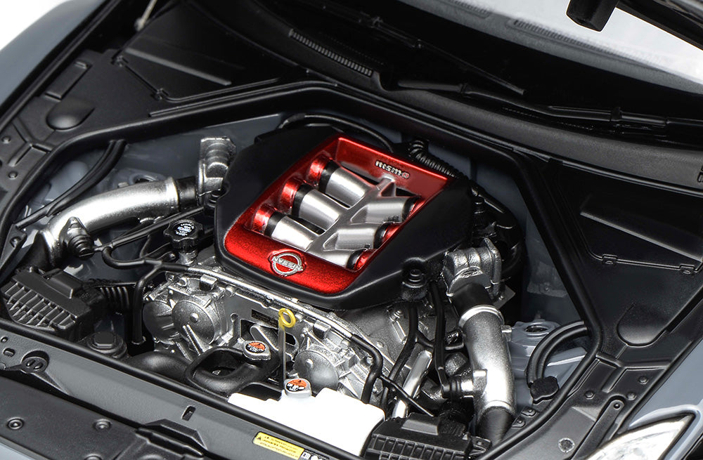 Pre Order 1/18 Motorhelix Nissan Skyline GT-R R35 Nismo Special Edition 2022 Stealth Grey Red Silver Diecast Full Open